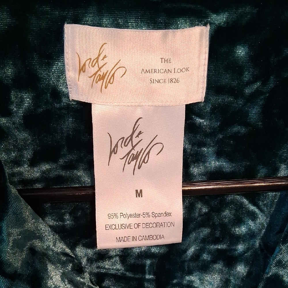 Lord & Taylor Emerald Green Velvet Pajama Set - Picture 2 of 6